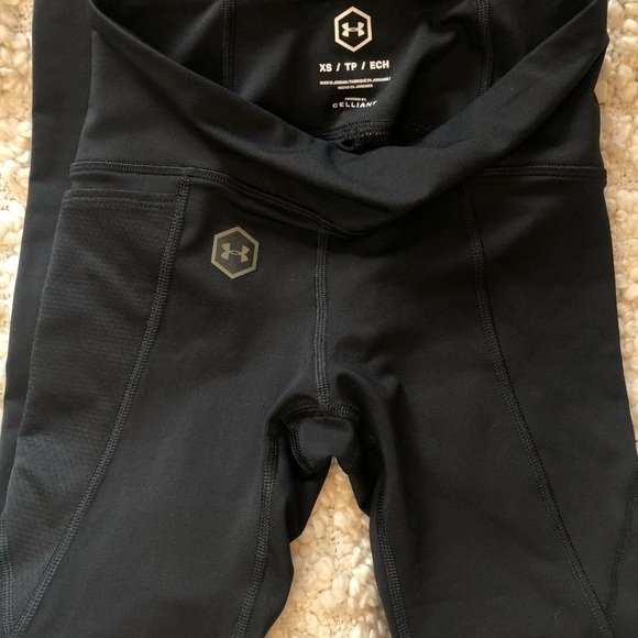 UNDER Armour Black High Waisted Celliant Leggings extra small - Picture 4 of 5
